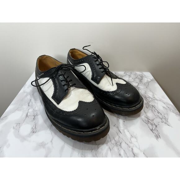 Vintage Doc Martens Mens Wingtip Piano Brogue Black White Sz 10 Made in England - Picture 1 of 14